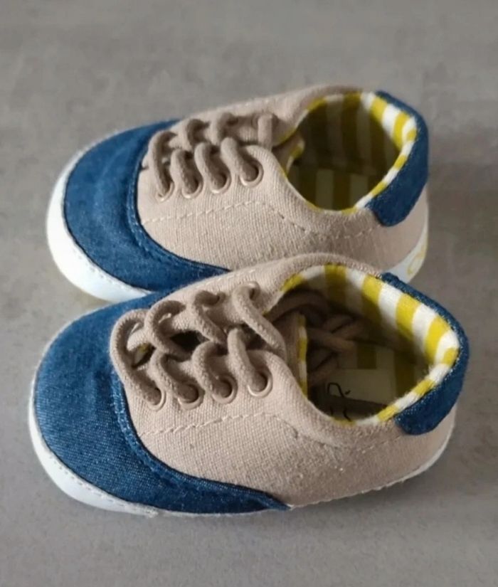 Lot de 2 paires de chaussures taille 18 - photo numéro 2