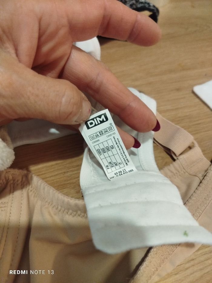 #kytie100Dfemme. 3 soutien gorge taille 100D - photo numéro 5