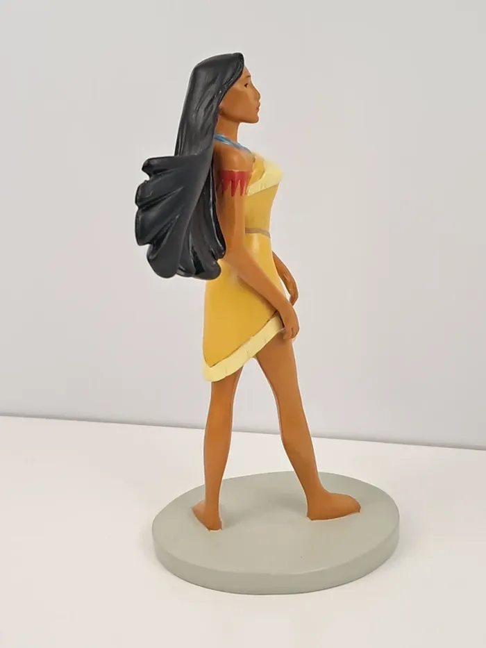 Figurine Pocahontas de Walt Disney - photo numéro 6
