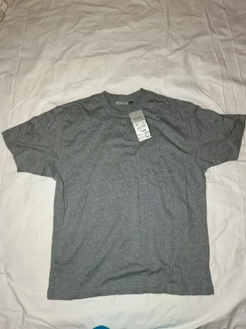 T-shirt canda