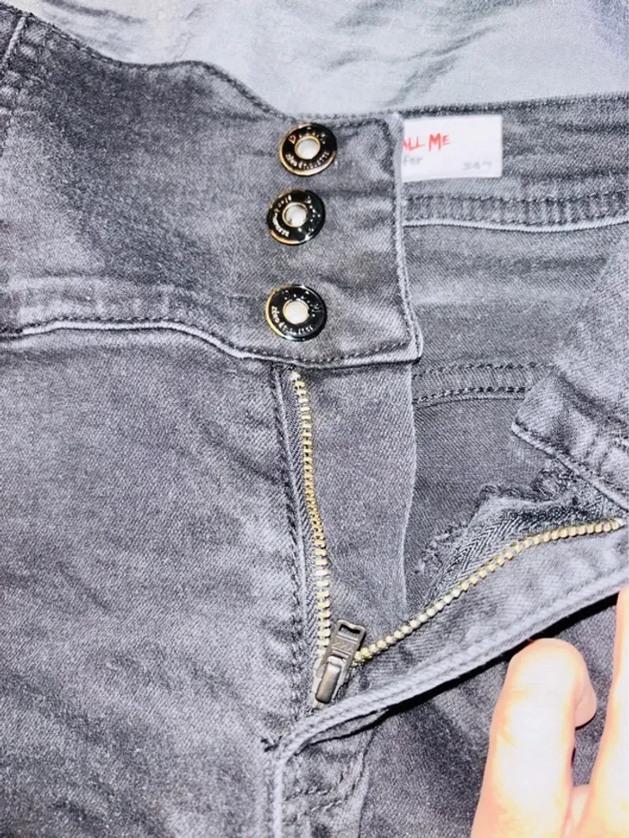 Short en jean noir taille haute - photo numéro 3