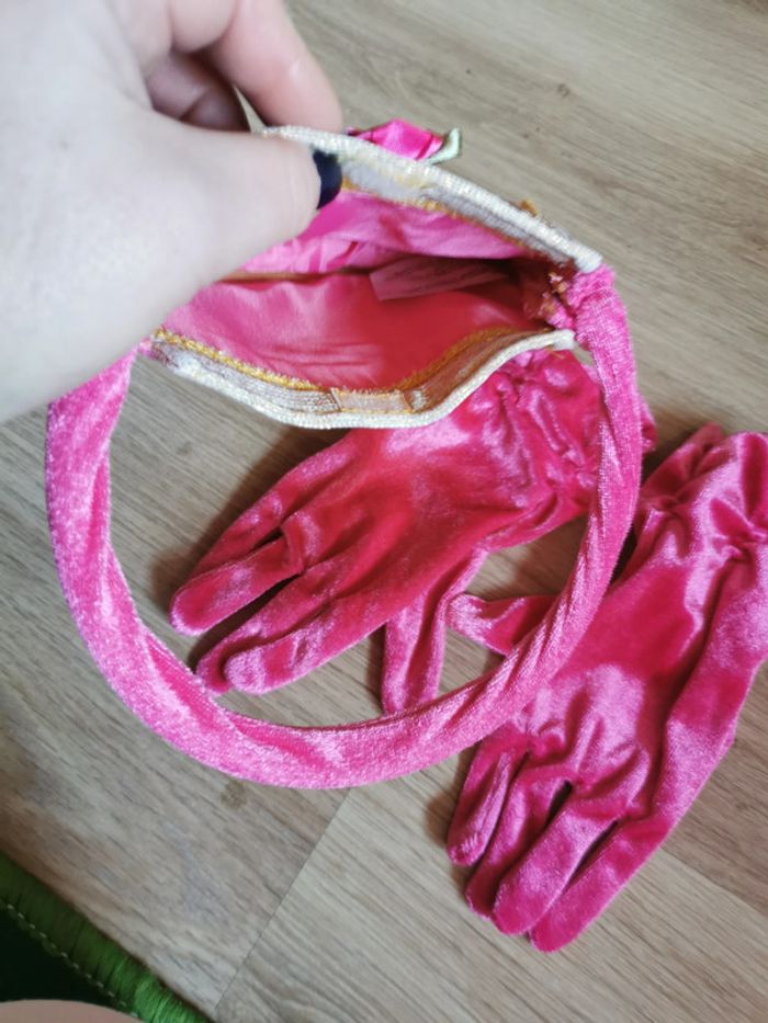 Déguisement gants roses en velours et sac à main princesse pour enfant - photo numéro 3