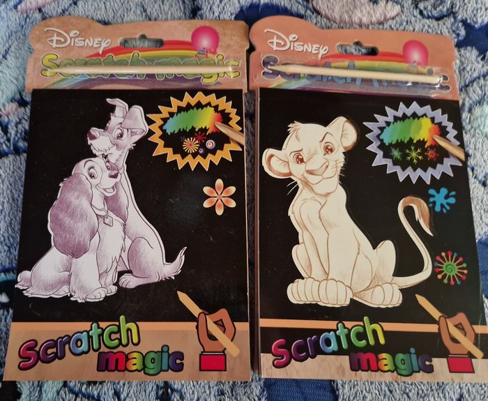 Lot de 2 planches à gratter disney