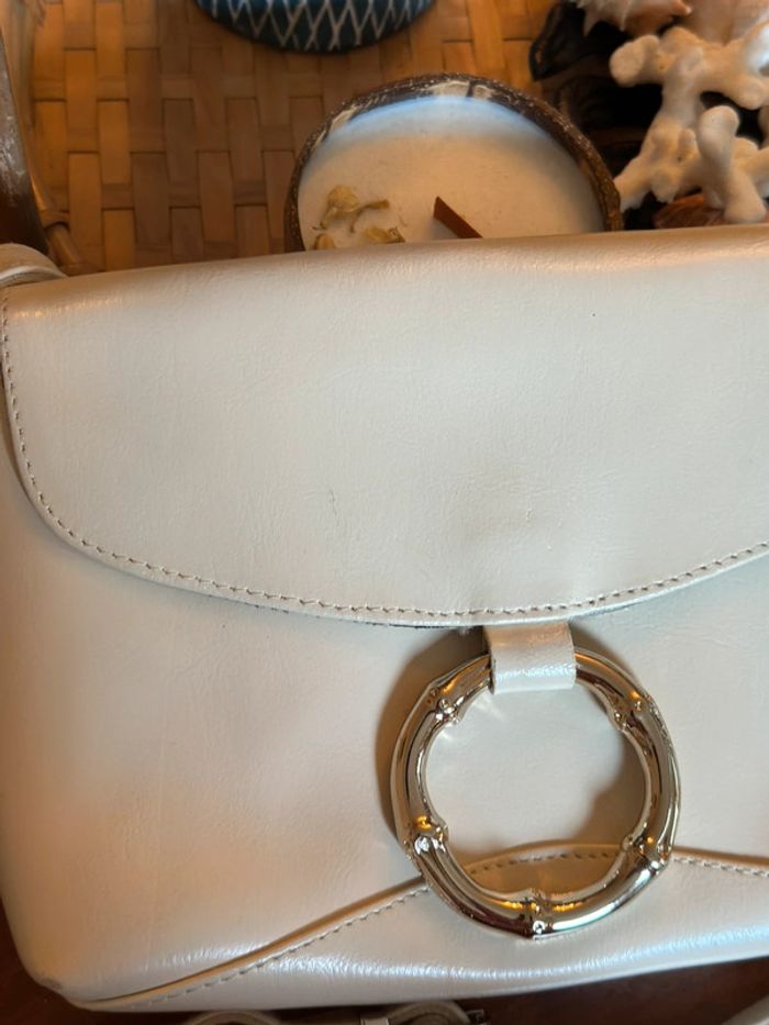 Sac bandoulière en cuir blanc crème cercle argenté – Vintage Made in France - photo numéro 17
