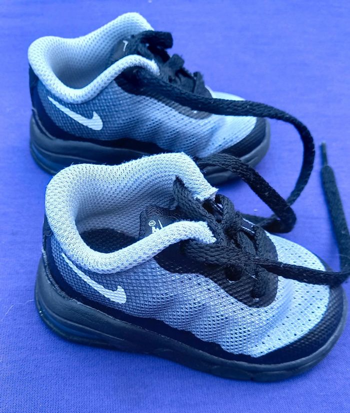 Baskets bébé Nike Air - gris noir - Pointure : 18 5 - photo numéro 3