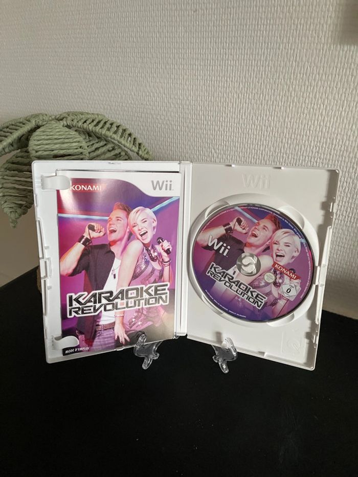 Jeu Wii - karaoké Révolution - photo numéro 2