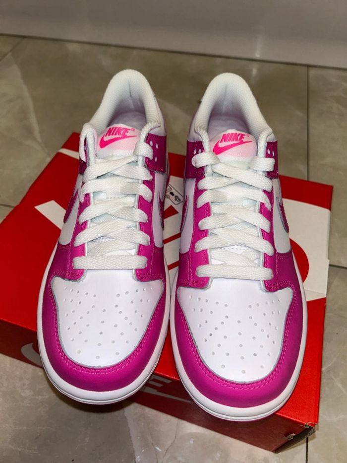 Dunk low Fuchsia Laser - photo numéro 4