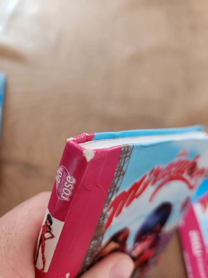 Livre Miraculous - photo numéro 4