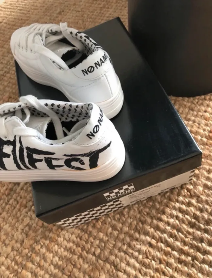 Chaussures plato sneaker No Name x Hellfest édition collector pointure 36 - photo numéro 8
