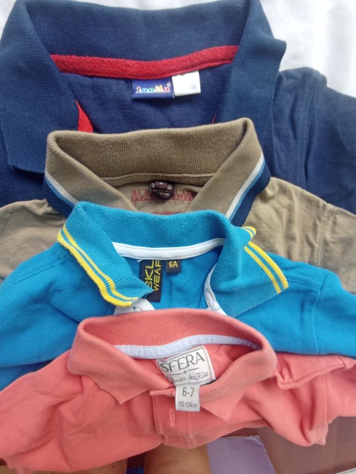 Lot 4 polos manches courtes marques diverses 6 ans 7€ - photo numéro 2