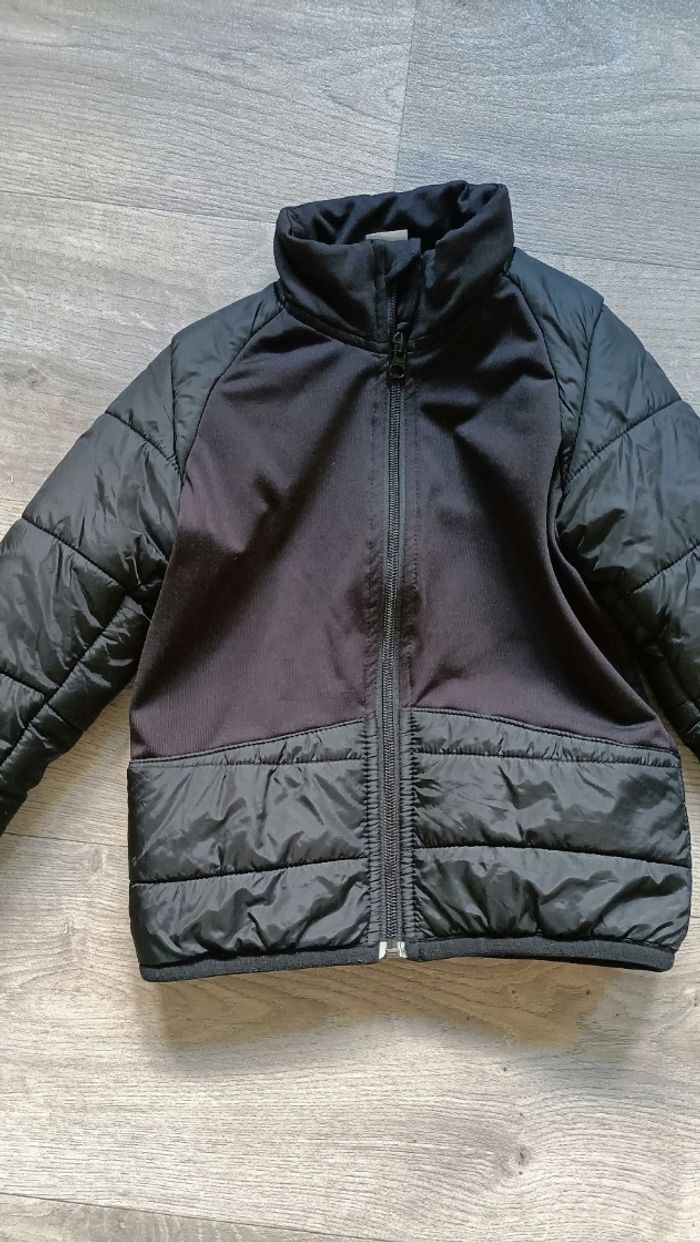 Veste fouganza 8 ans - photo numéro 1