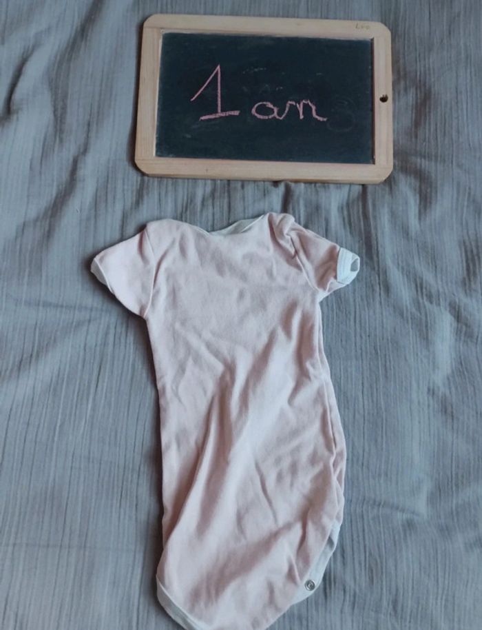 Body Petit Bateau taille 1 an en très bon état - photo numéro 3