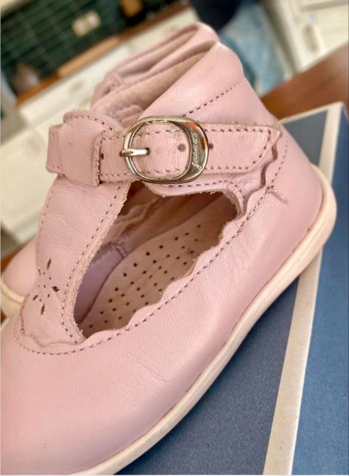 Chaussure Jacadi taille 20 - photo numéro 4