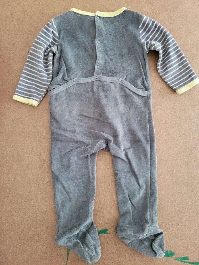 Pyjama gris crocodile taille 12mois Gemo - photo numéro 2