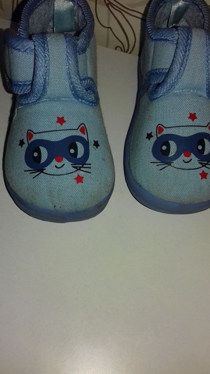 Chaussons taille 21 - photo numéro 4