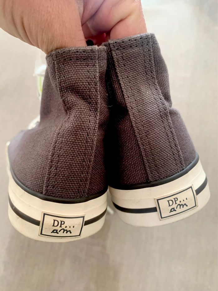 Basket en toile enfant avec fermeture facile sur le côté - photo numéro 2