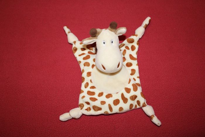 Doudou girafe en parfait état - photo numéro 2