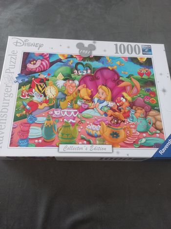 Puzzle 1000 pièces disney ravensburger Alice au pays des merveilles