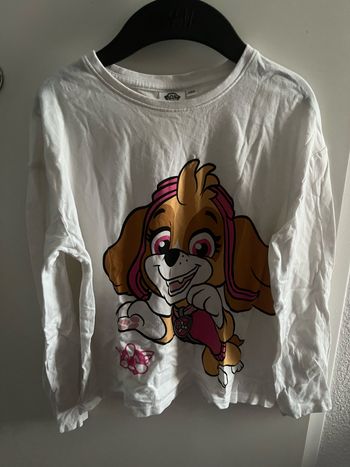 TEE shirt fille c&a taille 10 ans