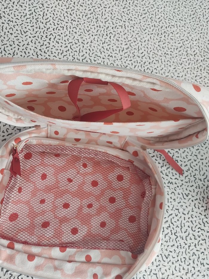 Trousse de toilette / Vanity Blissim x Margot YMF – édition limitée fleurs - photo numéro 7