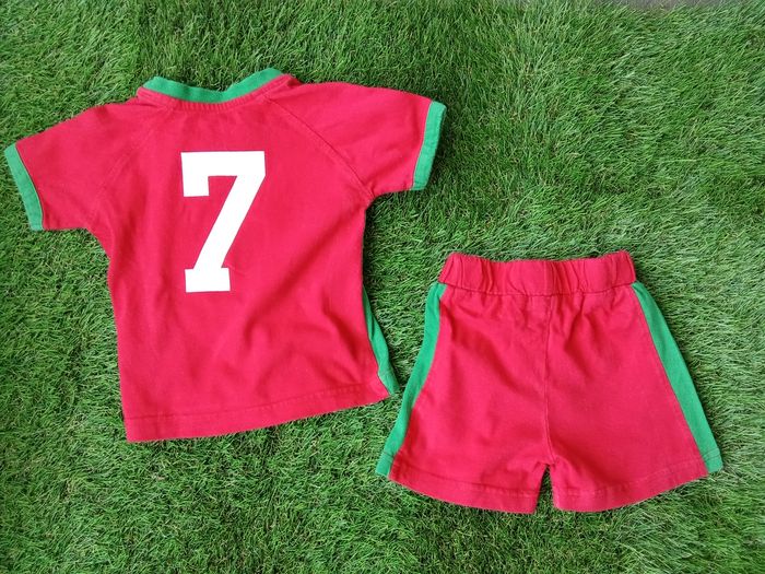 Ensemble Football Portugal - photo numéro 2
