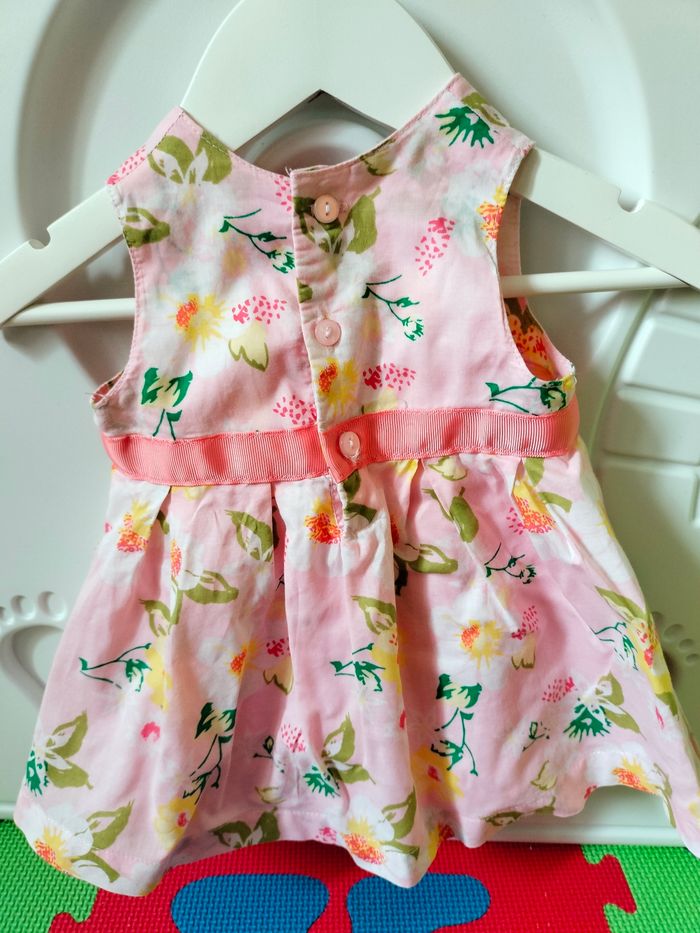 Robe d'été rose à fleurs en coton - photo numéro 2