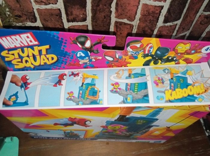 Coffret spiderman contre le bouffon vert - photo numéro 3