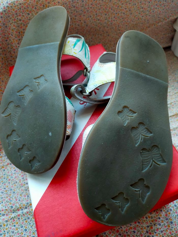 Sandales Kickers 31 - photo numéro 2