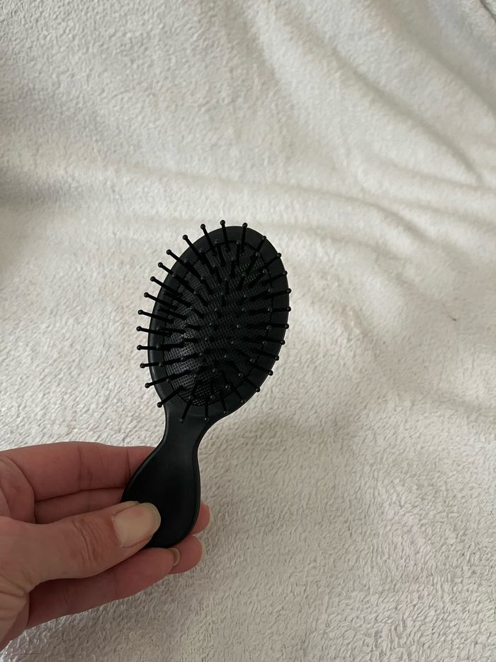 Brosse Hello Kitty Neuf - photo numéro 3