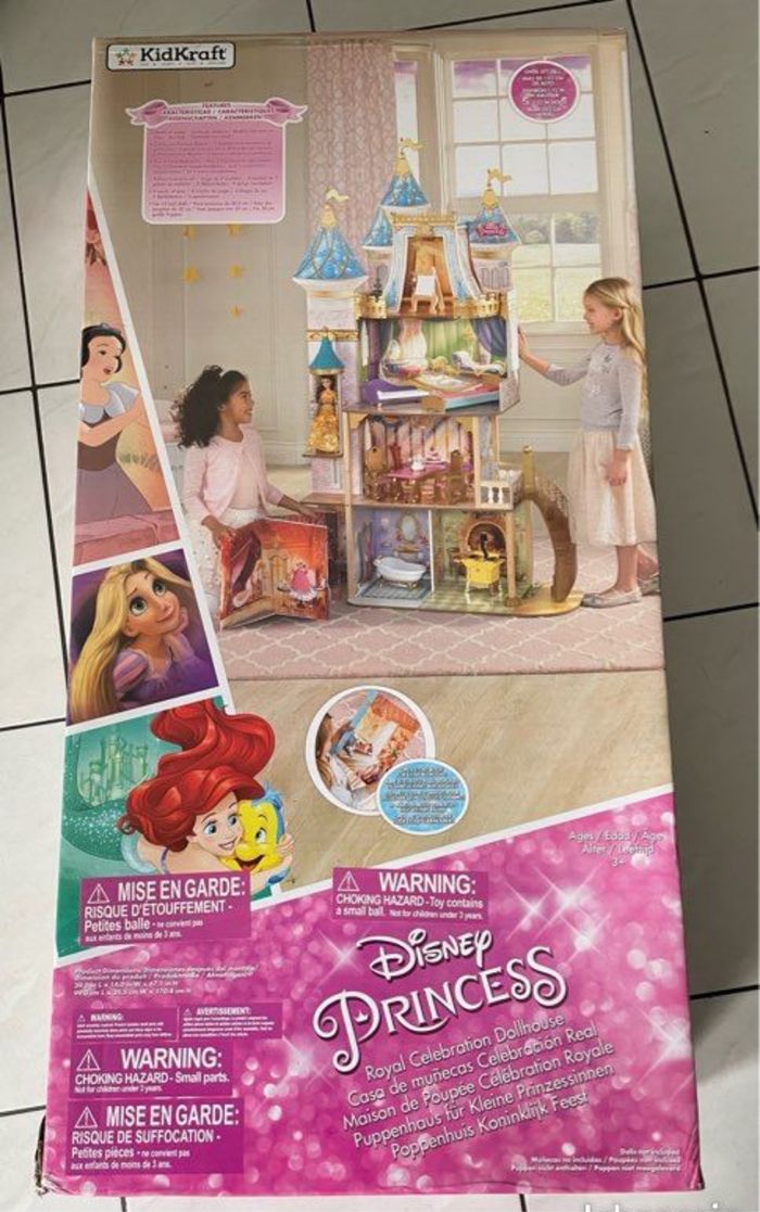 Grande Maison de poupée en bois avec boîte Kidkraft Disney Princess Royal Célébration - photo numéro 6