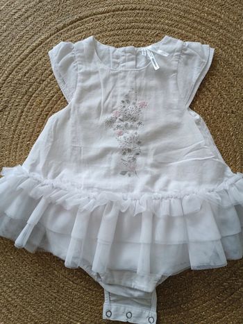 Très belle robe pour occasion avec body intégré