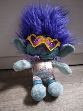 Peluche troll