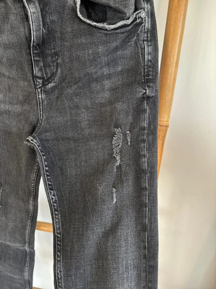 Jean noir à trous Zara taille 38 - photo numéro 6