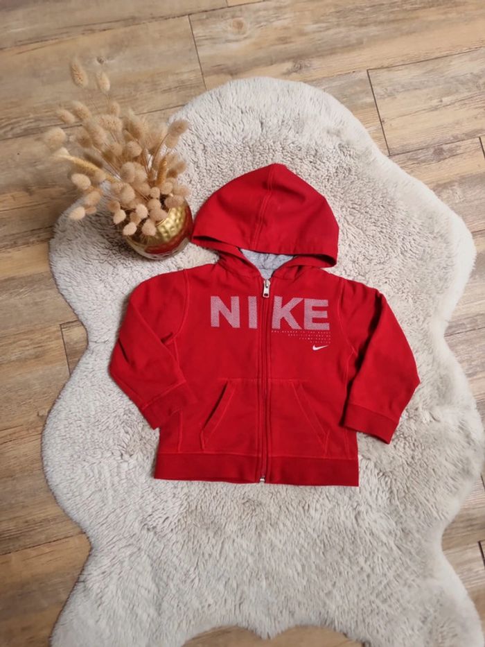 Gilet Nike 12/18 mois