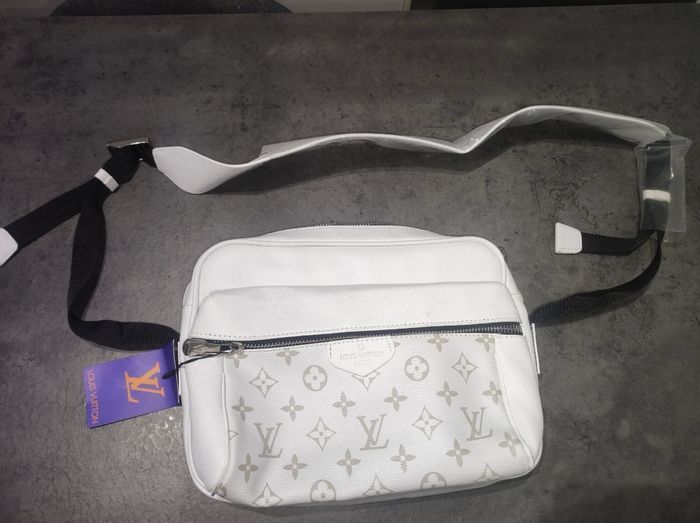 Sacoche louis Vuitton
