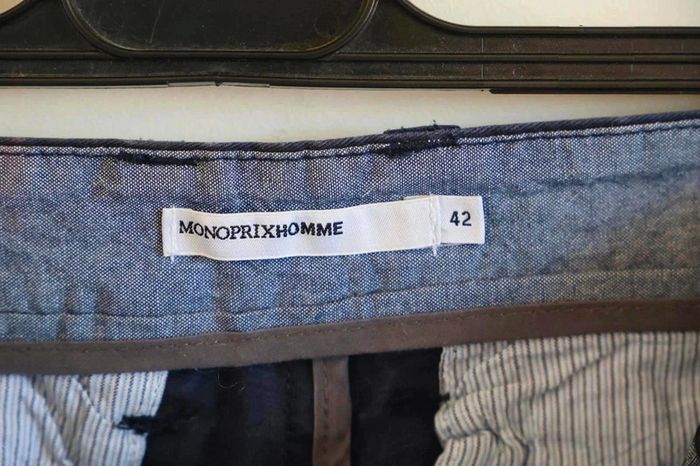 C39 short marine Monoprix 42 - photo numéro 3