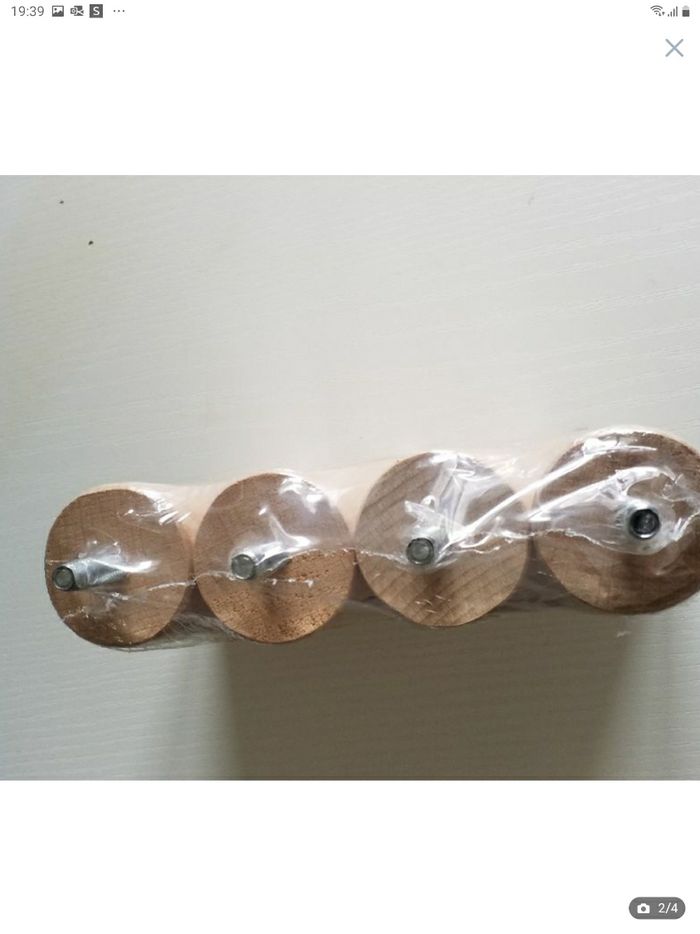 4 pieds de lit neuf - photo numéro 2