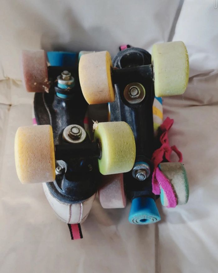 Patin à roulette taille 34 - photo numéro 3