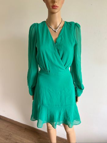 Robe verte neuve à manches longues Naf Naf taille 36 (valeur 70€)
