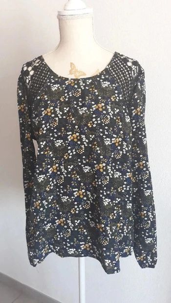 Blouse Mim toute neuve taille 40