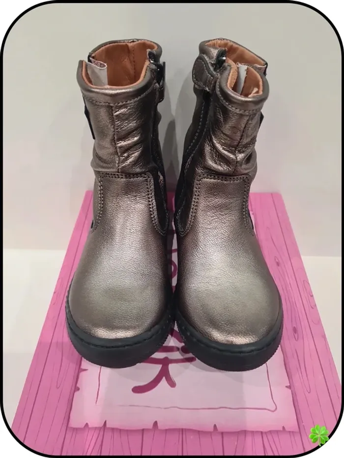 Chaussures Norvik taille 29 - photo numéro 2