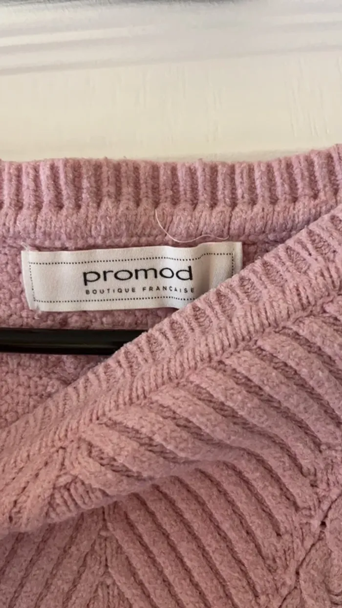 Pull à motifs - photo numéro 2