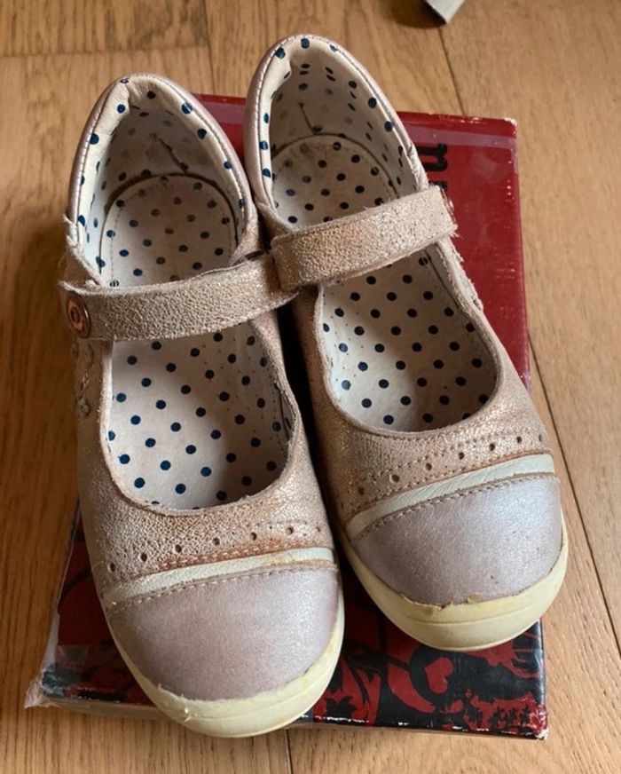 Babies en cuir - photo numéro 2