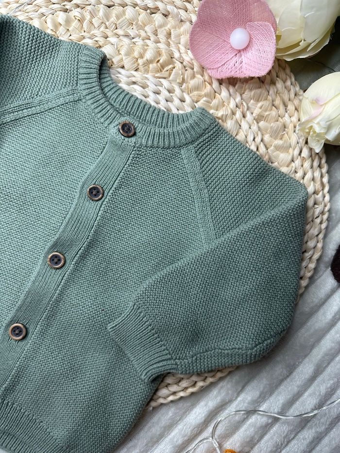 Gilet maille C&A 9-12 mois vert - photo numéro 3