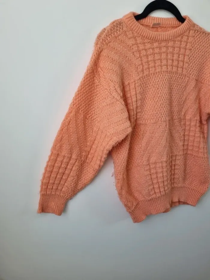 Pull over tricoté rose saumon vintage - photo numéro 6