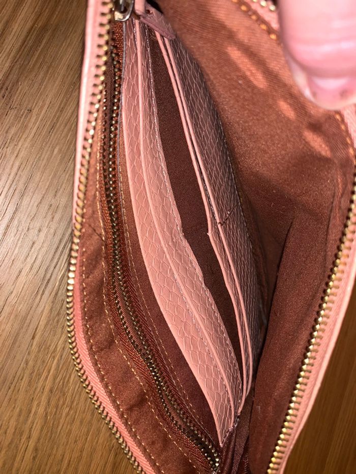 Porte-monnaie/ pochette simili cuir rose femme Stradivarius - photo numéro 6