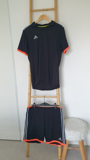 Ensemble sport homme short maillot Tee-shirt Adidas Taille M
