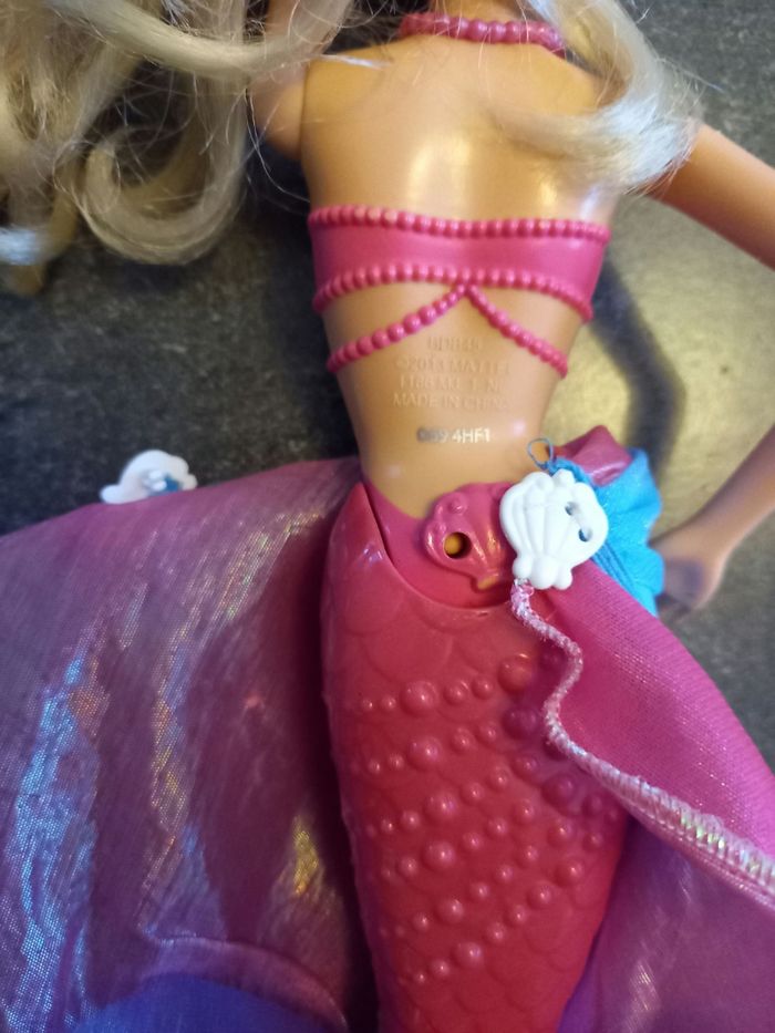 Lot barbies sirènes - photo numéro 5