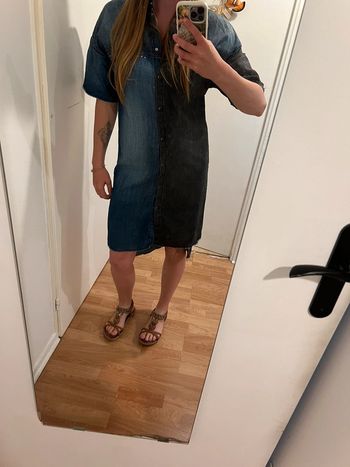 Robe en jeans diesel taille 36/16 ans