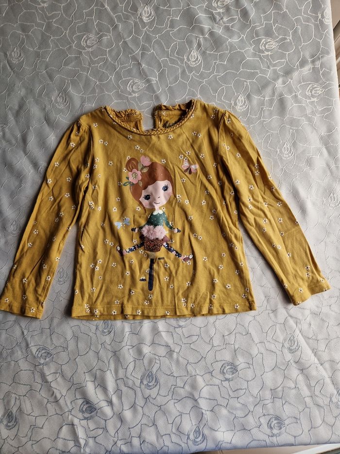 Lot de 4 tee shirts fille 5 ans - photo numéro 2